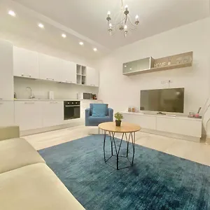  Apartment Elegance Duomo